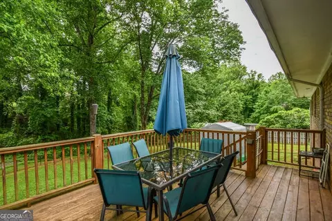 Exterior - 120 Chambers Ave, Cornelia, GA 30531 photo 3 of 9