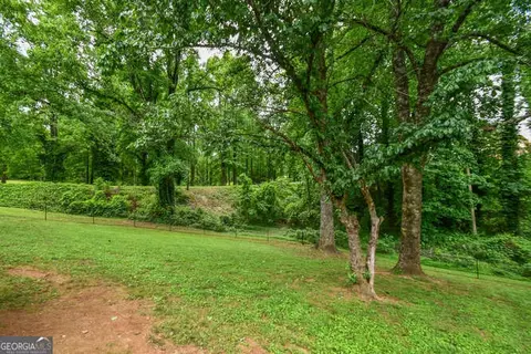 Exterior - 120 Chambers Ave, Cornelia, GA 30531 photo 6 of 9