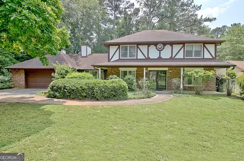 212 Garret Rdg, Peachtree City, GA 30269