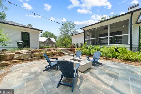 Exterior - 751 Bacon St, Madison, GA 30650 photo 13 of 16
