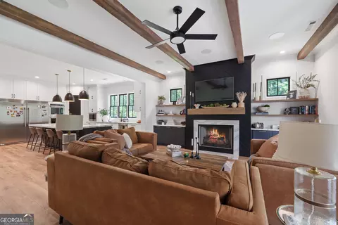 Living - 751 Bacon St, Madison, GA 30650 photo 8 of 8
