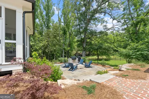 Exterior - 751 Bacon St, Madison, GA 30650 photo 12 of 16