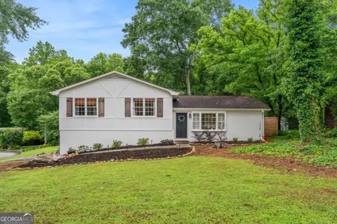 4120 Valley Wood Dr NW, Marietta, GA 30064