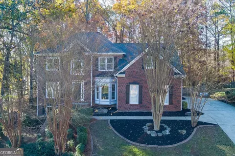 2001 W Towne Lake Hls W, Woodstock, GA 30189