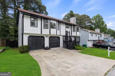 6322 Phillips Creek Dr, Lithonia, GA 30058