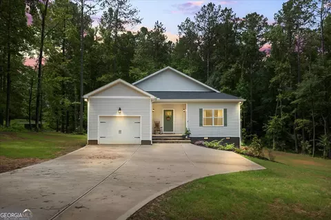 68 Creekwood Dr, Griffin, GA 30223