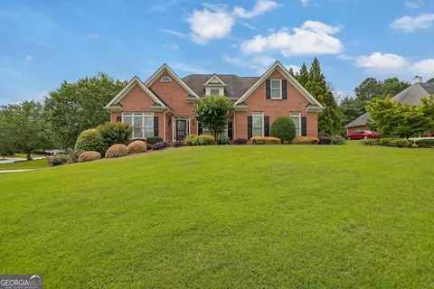 1304 Swallows Walk, Grayson, GA 30017