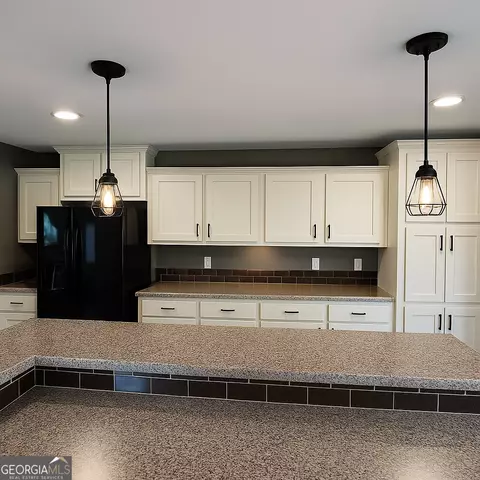 Kitchen - 109 Mann Rd, Barnesville, GA 30204 photo 3 of 3