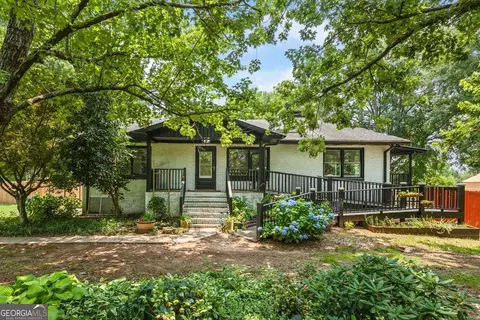98 Maddox Dr, Mcdonough, GA 30252