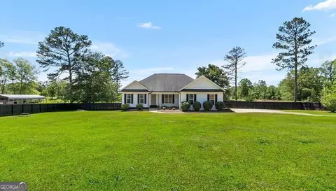 465 Pitts Rd, Hawkinsville, GA 31036