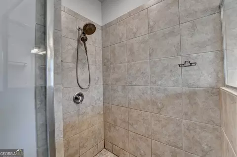 Bath - 3360 Pickens St, Duluth, GA 30096 photo 5 of 7