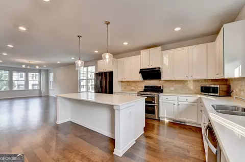 Kitchen - 3360 Pickens St, Duluth, GA 30096 photo 13 of 13