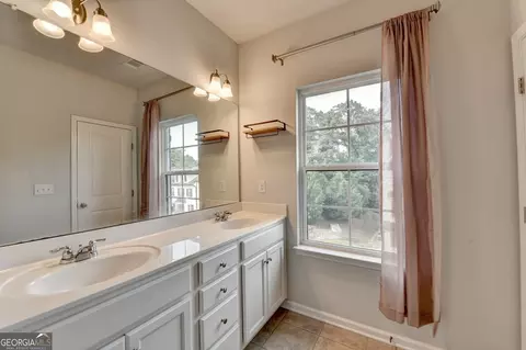 Bath - 3360 Pickens St, Duluth, GA 30096 photo 2 of 7