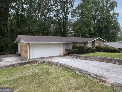 4135 Sunrise Trl, College Park, GA 30349