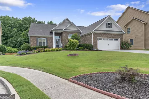 648 York View Dr, Auburn, GA 30011
