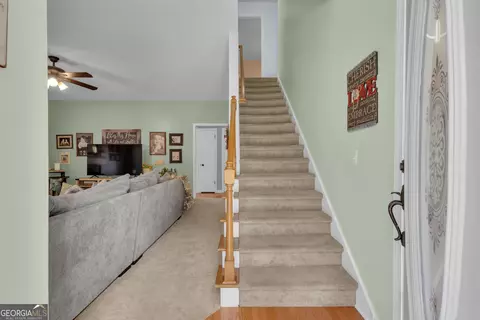 Entry Way - 140 Laurel Lake Rd, Tyrone, GA 30290 photo 2 of 2