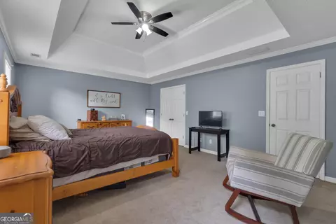 Bedroom - 140 Laurel Lake Rd, Tyrone, GA 30290 photo 6 of 11