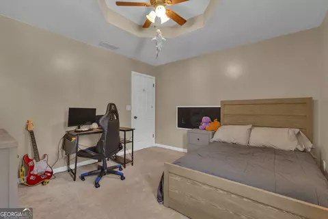 Bedroom - 140 Laurel Lake Rd, Tyrone, GA 30290 photo 9 of 11