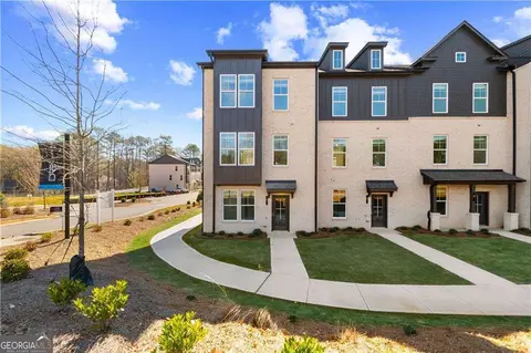 101 Daybreak Ln, Newnan, GA 30265
