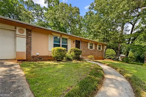 1594 Pine Glen Cir, Decatur, GA 30035