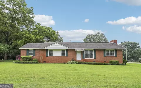 289 Hilton St, Monticello, GA 31064