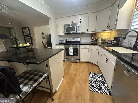 Kitchen - 603 Edmondson Ave, Lagrange, GA 30240 photo 2 of 3