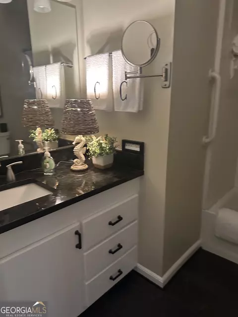 Bath - 603 Edmondson Ave, Lagrange, GA 30240 photo 1 of 2
