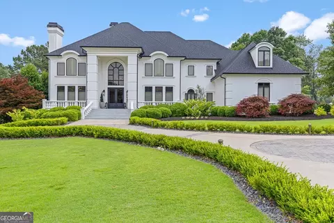 5323 Legends Dr, Braselton, GA 30517