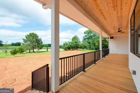 Exterior - 45 Ryan Rd, Athens, GA 30607 photo 7 of 10
