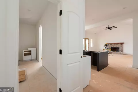 Entry Way - 45 Ryan Rd, Athens, GA 30607 photo 3 of 5