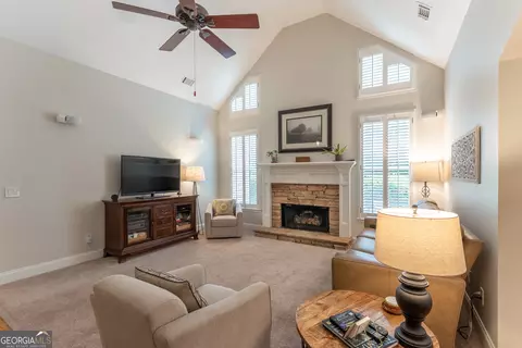 Living - 300 Brackin Trce, Grayson, GA 30017 photo 2 of 3
