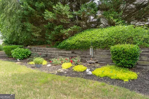 Exterior - 300 Brackin Trce, Grayson, GA 30017 photo 6 of 7