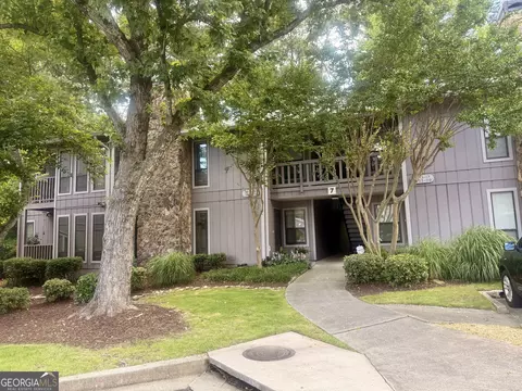 3915 Woodridge Way, Tucker, GA 30084