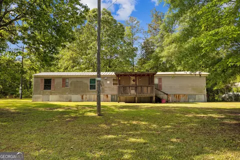 1466 Broad River Scenic Dr, Tignall, GA 30668