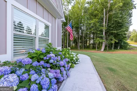 Exterior - 2980 Beards Rd, Buford, GA 30518 photo 4 of 14