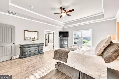 Bedroom - 2980 Beards Rd, Buford, GA 30518 photo 4 of 10