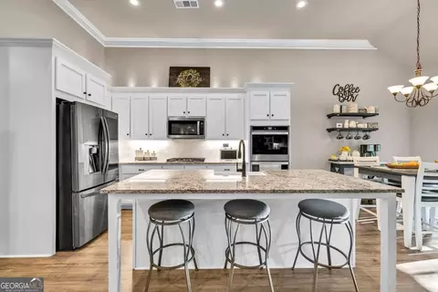 Kitchen - 2980 Beards Rd, Buford, GA 30518 photo 2 of 4