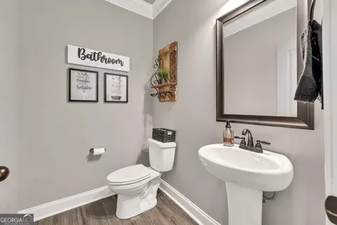 Bath - 2980 Beards Rd, Buford, GA 30518 photo 1 of 5
