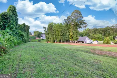 Exterior - 2980 Beards Rd, Buford, GA 30518 photo 13 of 14