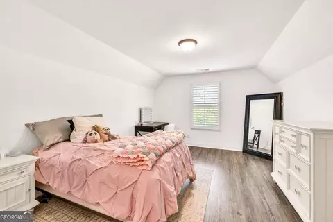 Bedroom - 2980 Beards Rd, Buford, GA 30518 photo 8 of 10