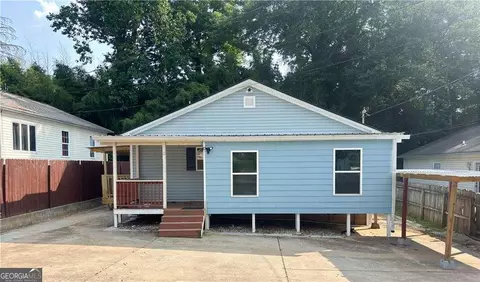 13 Hilltop St, Gainesville, GA 30501