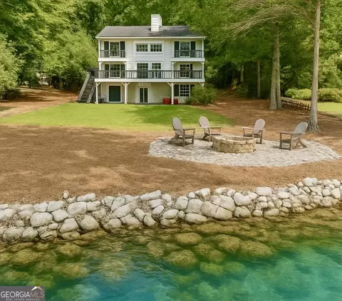 313 E River Bend Dr, Eatonton, GA 31024