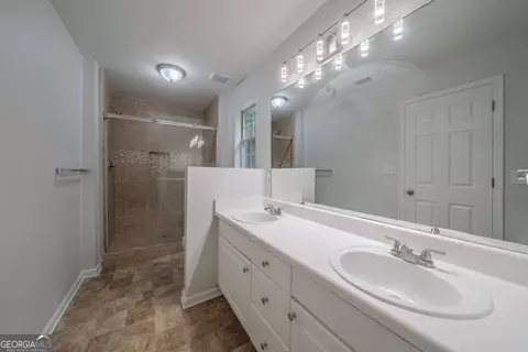 40 Heather Woods Ct, Covington, GA 30016 photo 15