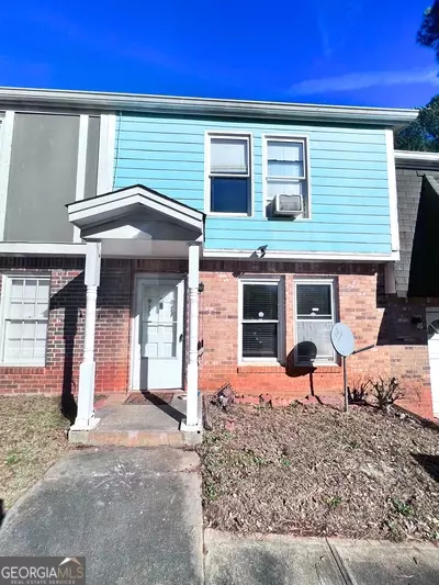 796 Glynn Oaks Dr, Clarkston, GA 30021