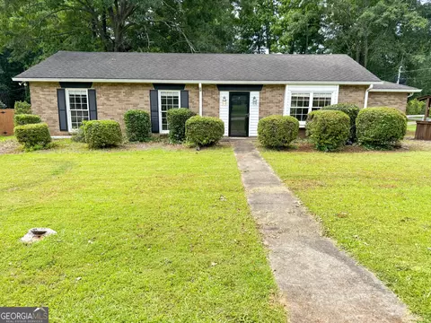 200 Avondale Dr, Lagrange, GA 30241
