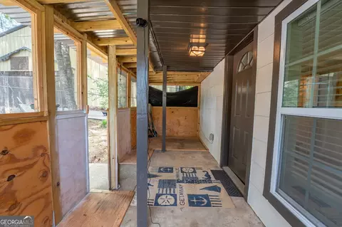 Exterior - 128 Branch St, Toccoa, GA 30577 photo 8 of 15