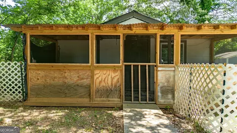Exterior - 128 Branch St, Toccoa, GA 30577 photo 3 of 15
