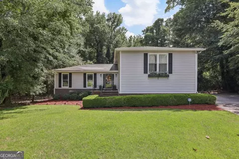 1487 W Bend Creek Ct, Atlanta, GA 30338
