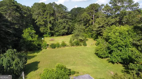 Exterior - 565 Thomson Rd, Washington, GA 30673 photo 2 of 2