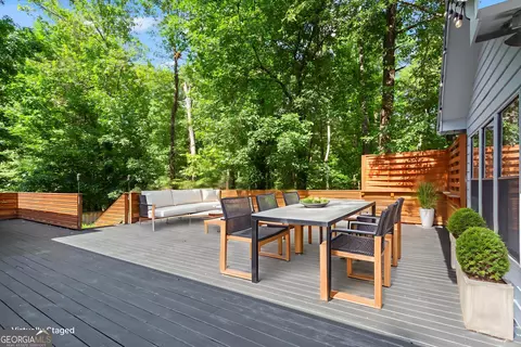 4212 Burns Heritage Trl NE, Roswell, GA 30075
